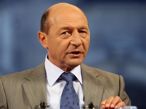 Băsescu: A kormánykoalíció sürgősségi rendeletekkel vonja ellenőrzés alá az igazságszolgáltatást