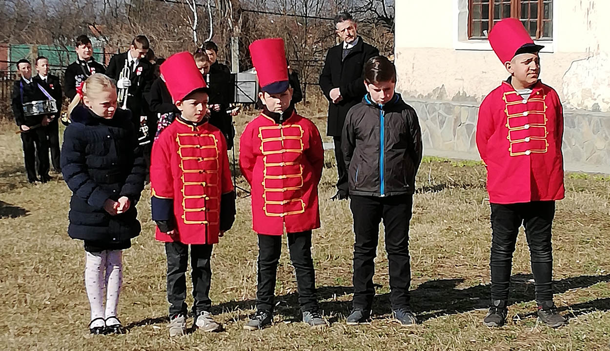 Kultúrát az iskolából jó hazavinni