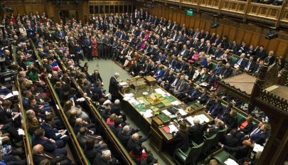 A brit parlament zöld utat adott a brexitnek