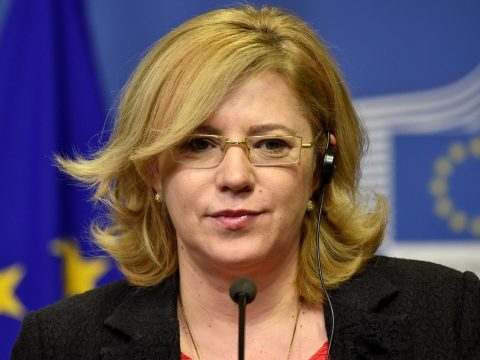 Corina Creţu: az euróra való áttérés óriási előrelépés lesz, ha Románia kellőképpen felkészül rá