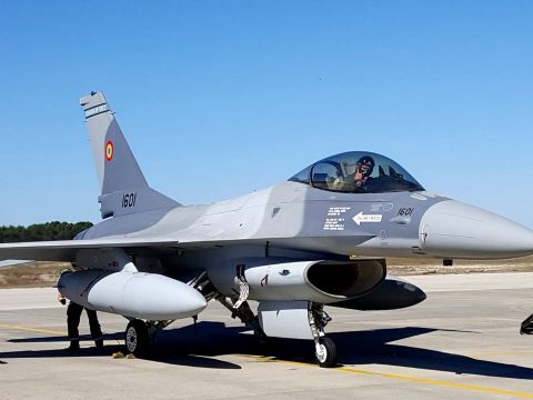 Románia 32 darab használt F-16-os harci repülőgépet vásárol Norvégiától