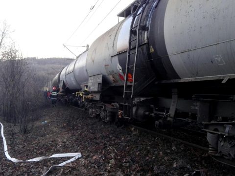 Kisiklott egy vonat Hunyad megyében – ez már a negyedik baleset az utóbbi két hétben
