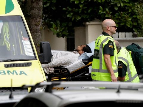 Fegyveres merénylet történt két mecsetnél Új-Zélandon, legkevesebb 49 halott