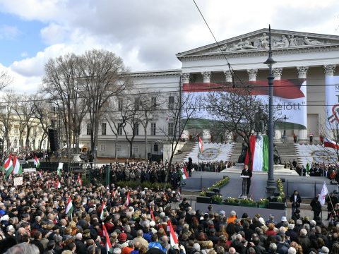 Elmarad a március 15-re tervezett ünnepség Budapesten