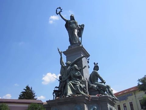 Az aradi Szabadság-szobor megsemmisítését követeli a Noua Dreptă