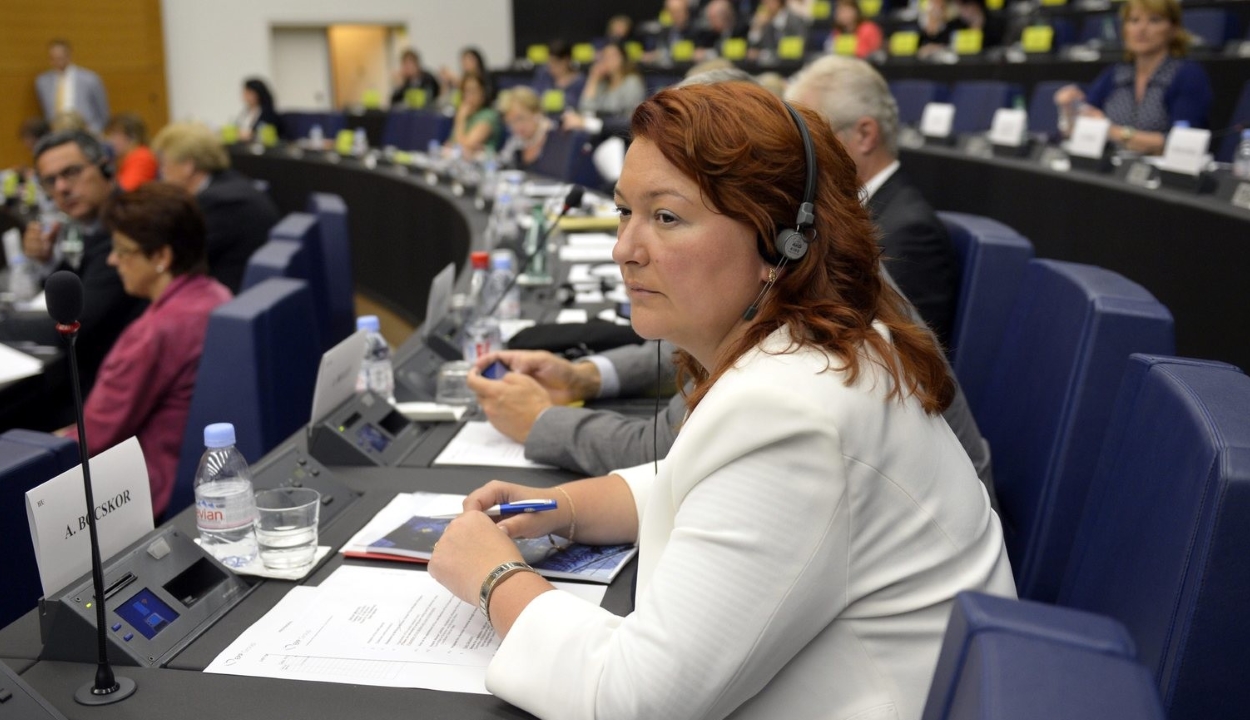 Magyar EP-képviselők: az Európai Néppárt ítélje el Kelemen Hunor Ukrajnából történő kitiltását