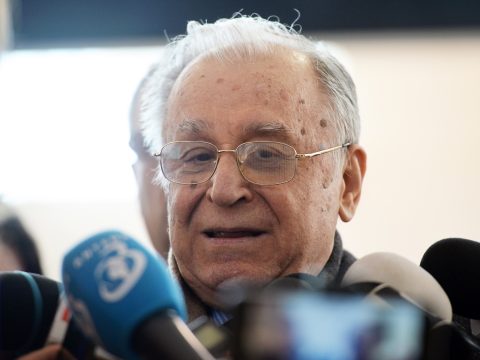 Ismét kórházba került Ion Iliescu