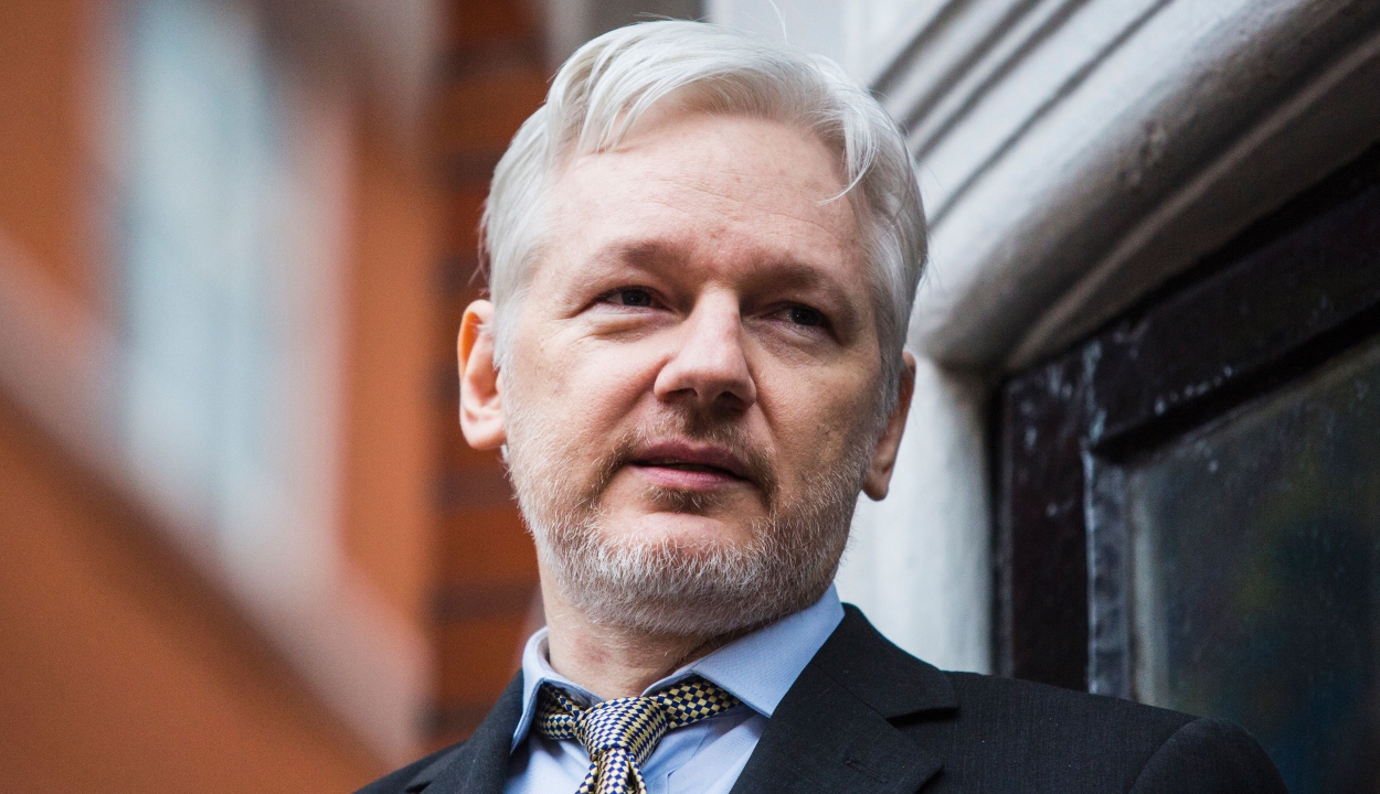 Elrendelte Julian Assange amerikai kiadatását egy londoni bíróság