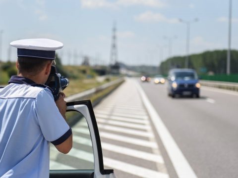 24 órás sebességellenőrző akciót tart a rendőrség