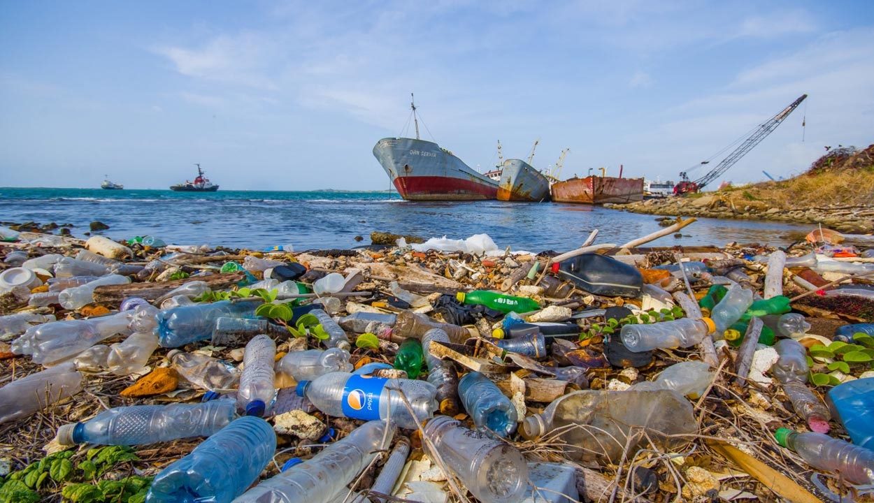 Intézkedési tervet fogadtak el a tengerekbe jutó műanyaghulladék csökkentésére