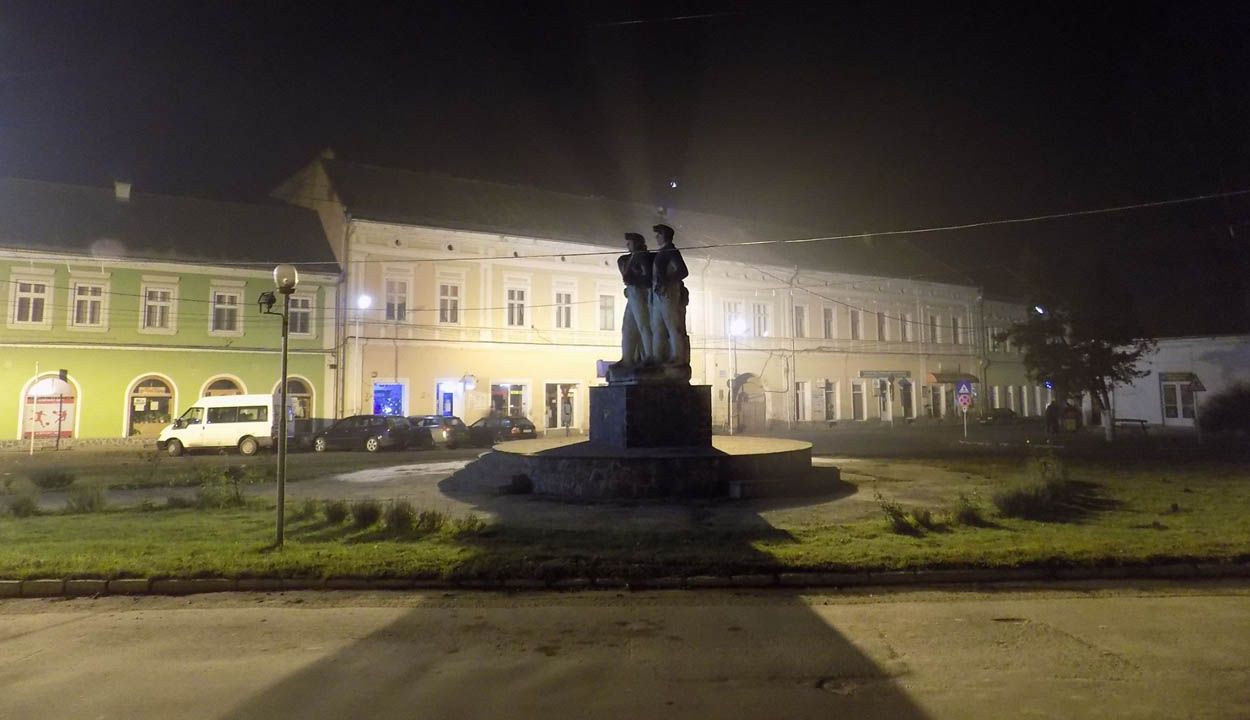 A pénzhez terv is akad bőven