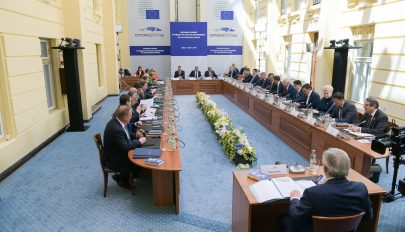 EU-csúcs: tízpontos nyilatkozatot fogadtak el az uniós vezetők
