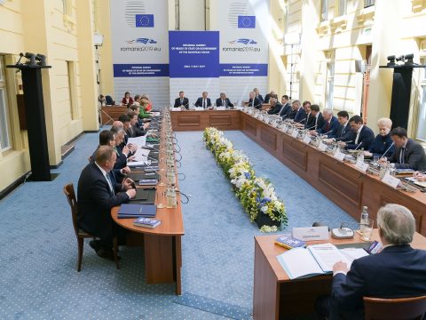 EU-csúcs: tízpontos nyilatkozatot fogadtak el az uniós vezetők