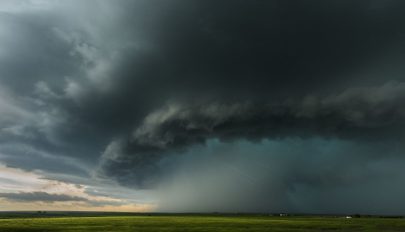 Nagy mennyiségű csapadékra, viharos, szeles időre figyelmeztetnek a meteorológusok