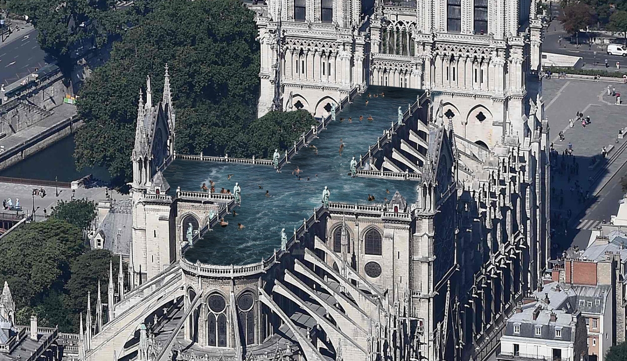 Akár medence is kerülhet a Notre-Dame tetejére