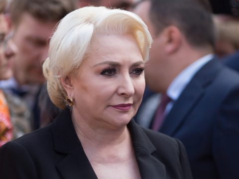 Dăncilă: olyan körülményeket kell teremteni, hogy hazatérjenek a külföldön élő románok