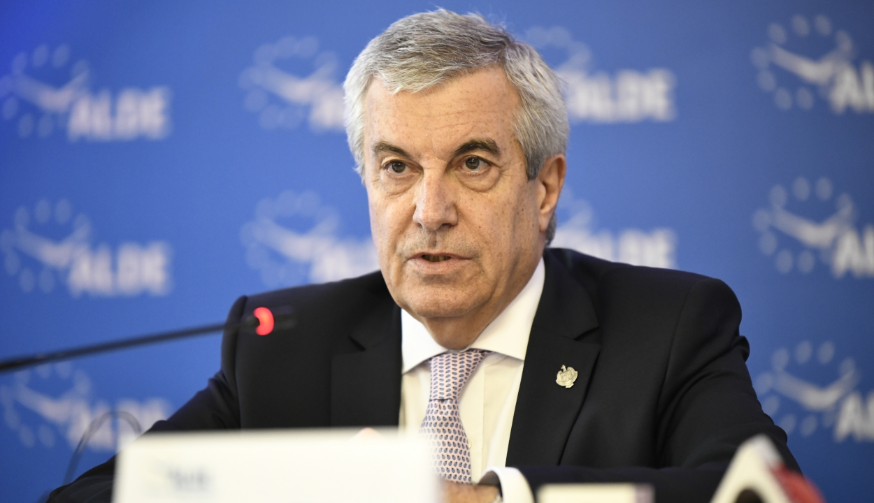 Tăriceanu: Dăncilă kormányfő most már nélkülem megy a parlament elé, Johannis felszólítására