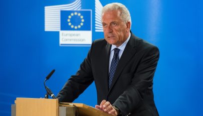 Avramopoulos: Románia hamarosan a schengeni övezet tagja lesz