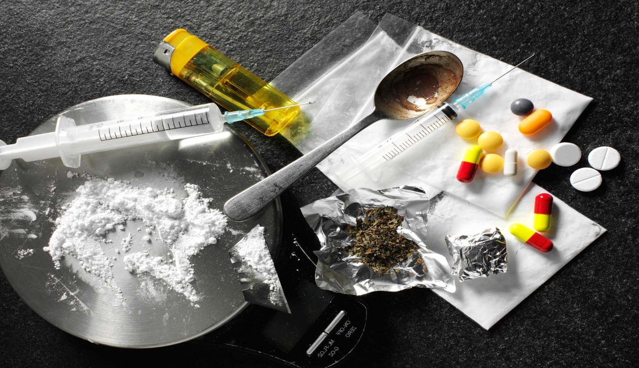 Uniós ügynökség: Európában növekszik a kábítószertermelés, egyre több új drog kerül piacra