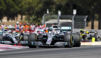 Forma-1: Hamilton rajt-cél győzelmet aratott Franciaországban