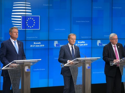 Juncker és Tusk üdvözölték Románia sikeres EU-elnökségét