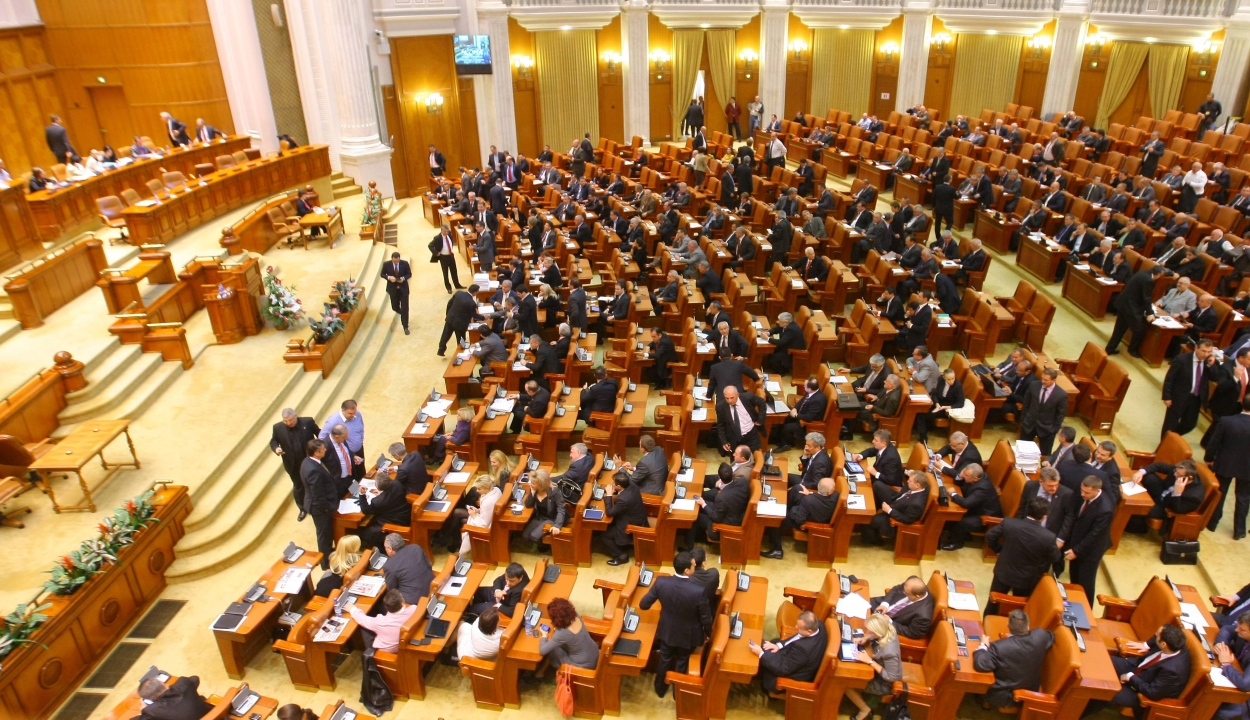 Öt taggal bővül a PSD képviselőházi frakciója