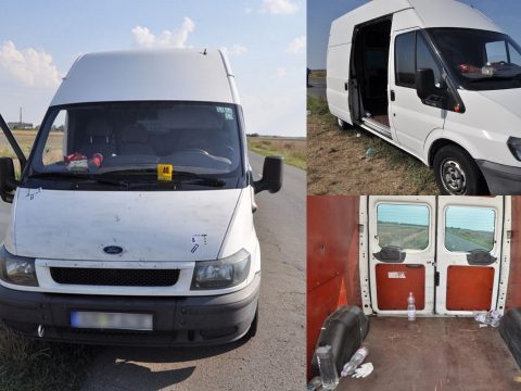 Vádat emelnek Magyarországon a migránsokat kisbuszokba zsúfoló román embercsempészek ellen