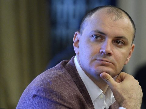 Jogerősen felmentette a bíróság Sebastian Ghiţát megvesztegetési ügyében