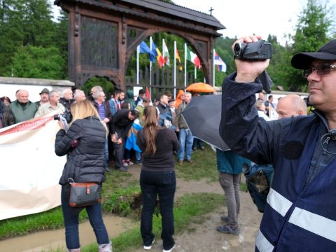 Úzvölgyi incidensek: Borboly Csabát is megbírságolta a román csendőrség