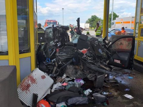 Drog és gyógyszer hatása alatt állt a Horvátországban súlyos balesetet okozó BMW sofőrje