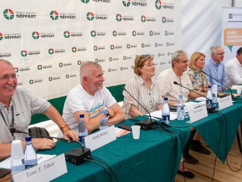 Az erdélyi magyar pártok cselekvési tervet dolgoznak ki a következő két év együttműködéséről