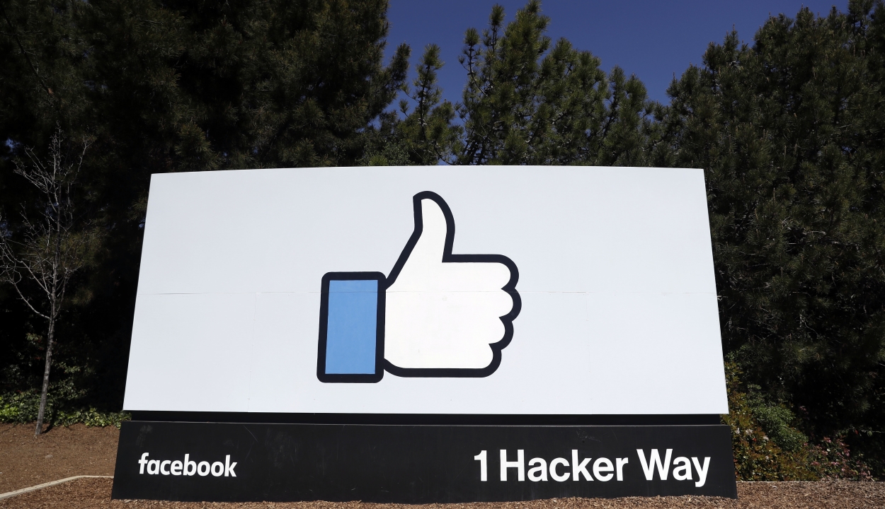 Külső cég világítja át a Facebook gyűlöletbeszédre vonatkozó szabályozását