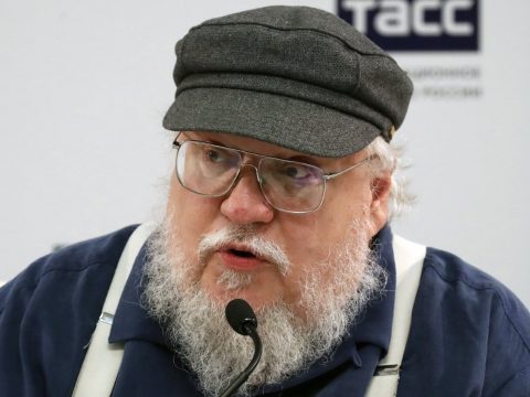 George R.R. Martin befejezte az utolsó Trónok harca könyvét