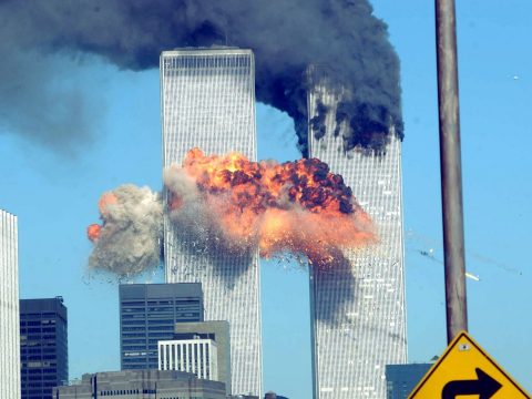 A szeptember 11-i terrortámadások feltételezett kitervelője segítene az áldozatok családtagjainak