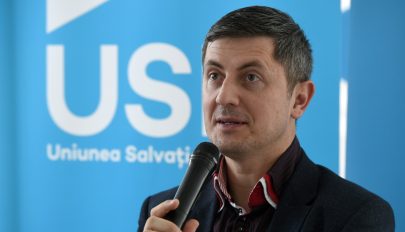 Barna: az USR bármikor képes belépni a kormányba