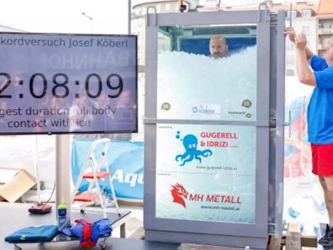 Több mint két órát töltött jégbe zárva egy osztrák extrémsportoló