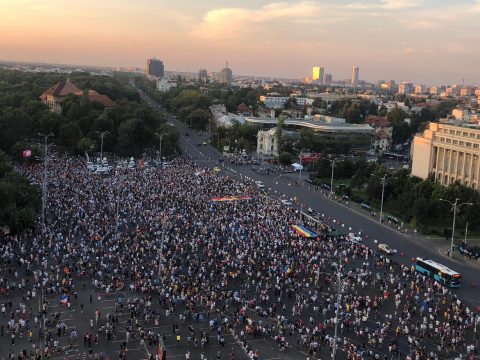 Komolyabb incidensek nélkül ért véget a diaszpóra és ellenzék kormányellenes tüntetése