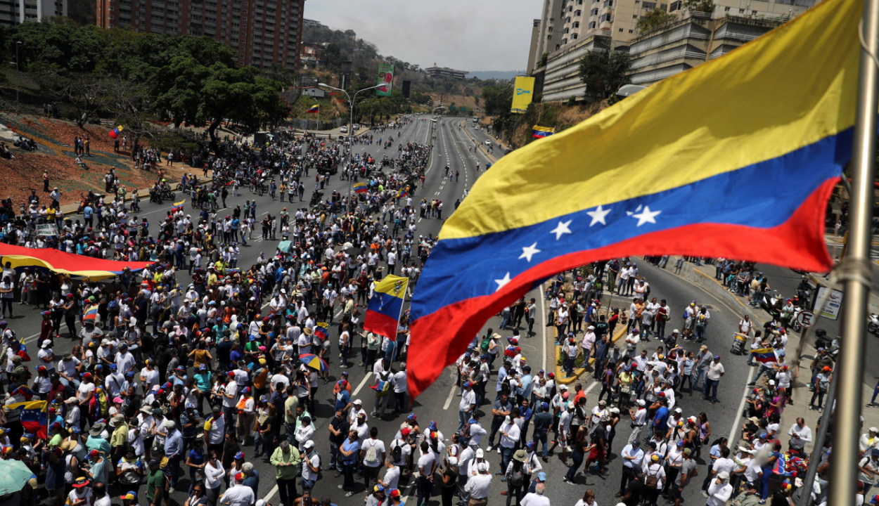 Zároltatta a venezuelai kormány minden vagyonát Donald Trump