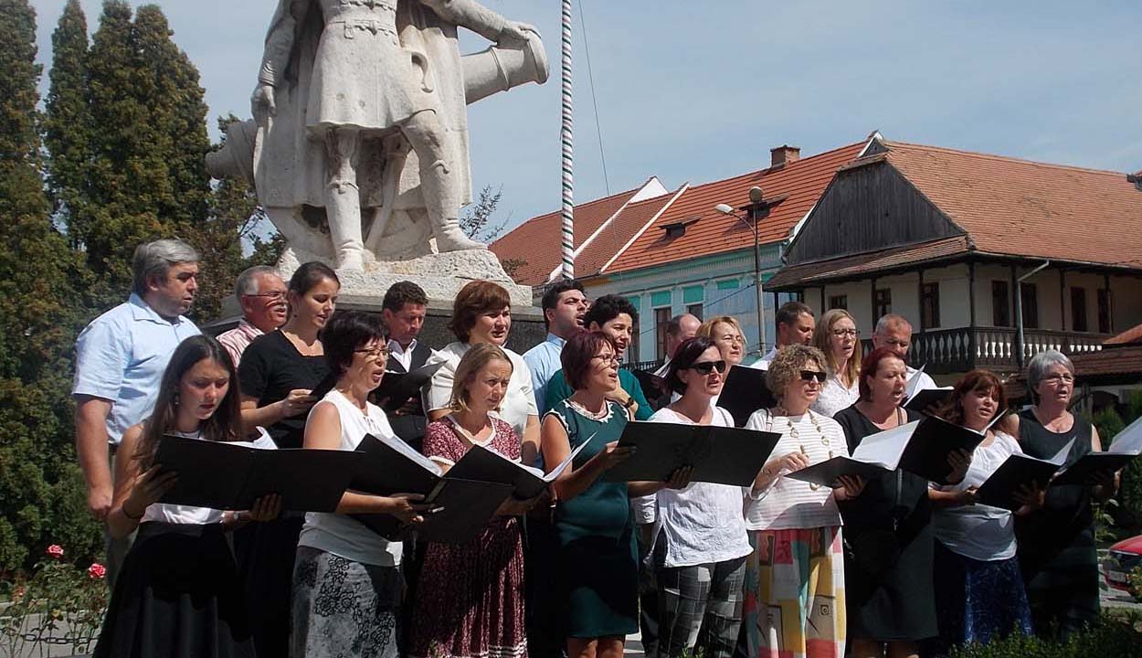 A magyar dal napja a Gábor Áron téren