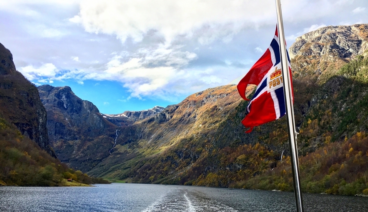 Norvégia lezárja fjordjait a környezetszennyező óriási üdülőhajók előtt