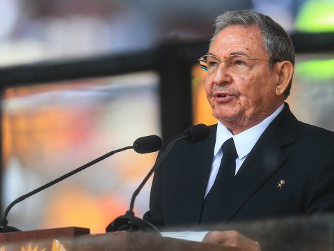 Raúl Castro és családja nem léphet be az USA-ba