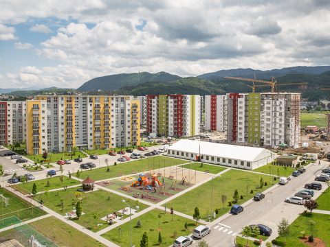 Az EU országai közül Romániában élnek a legtöbben túlzsúfolt lakásokban