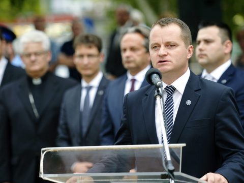 A Dăncilă-kormány támogatására akarta rávenni az MPP képviselőit Mezei János?