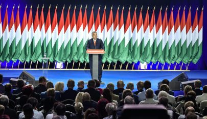 Újraválasztották Orbán Viktort a Fidesz elnökének