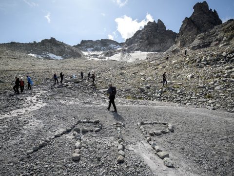 Eltűnt egy svájci gleccser