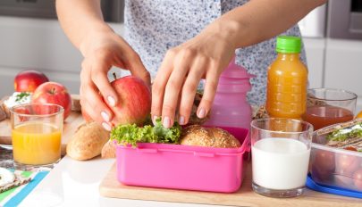 Dietetikus: célszerű a szülőknek csomagolniuk az iskolások tízóraiját, uzsonnáját