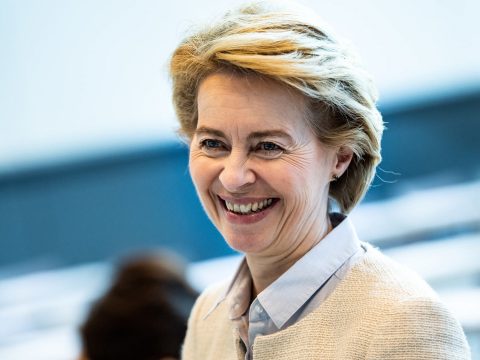 Ursula von der Leyen újabb nevet vár Romániától