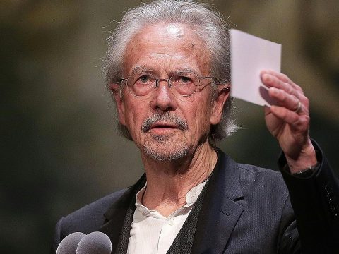 Több írót sokkolt Peter Handke irodalmi Nobel-díja