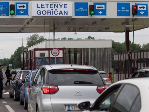 Horvátország felvételét javasolja az Európai Bizottság