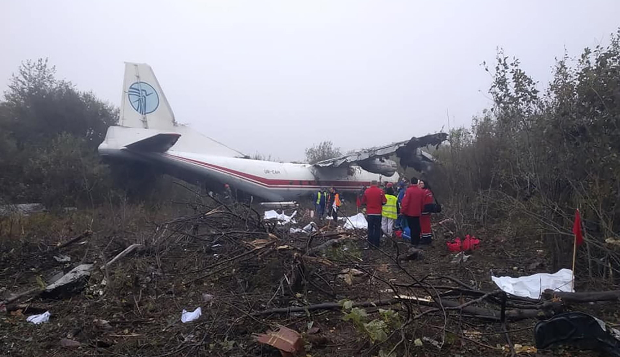 Kifogyott az üzemanyag, lezuhant egy teherszállító repülő Ukrajnában